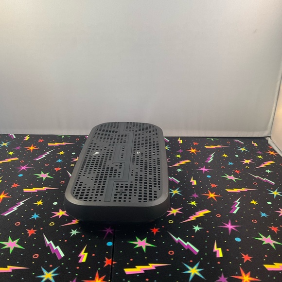 Sol Republic Deck Bluetooth Wireless Speaker -Gunmetal Color - Picture 5 of 8